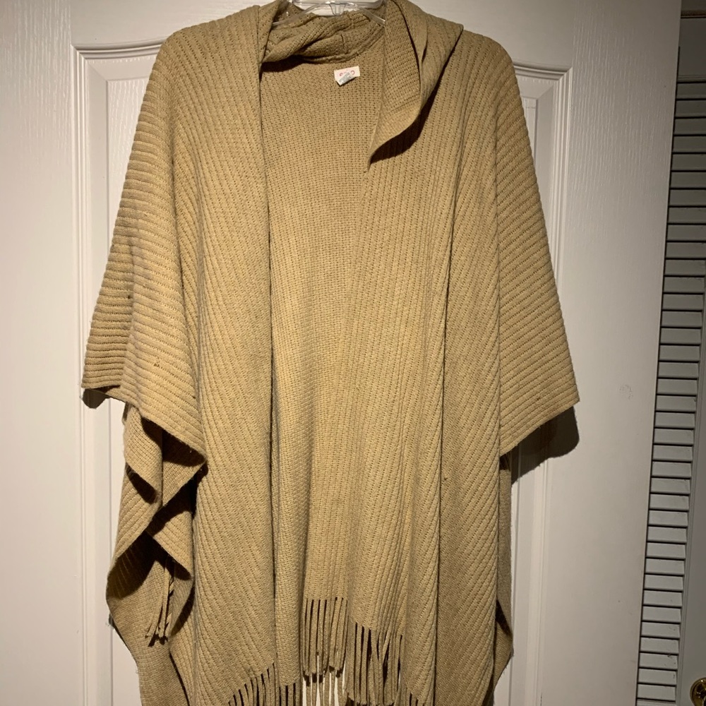 Fringe Wrap